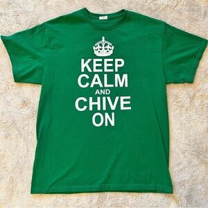 Keep Calm and Chive On KCCO Short Sleeve T-shirt Green Mens L